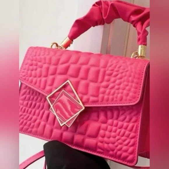 Heart-Embellished Kids Mini Handbag - Picture 7 of 7